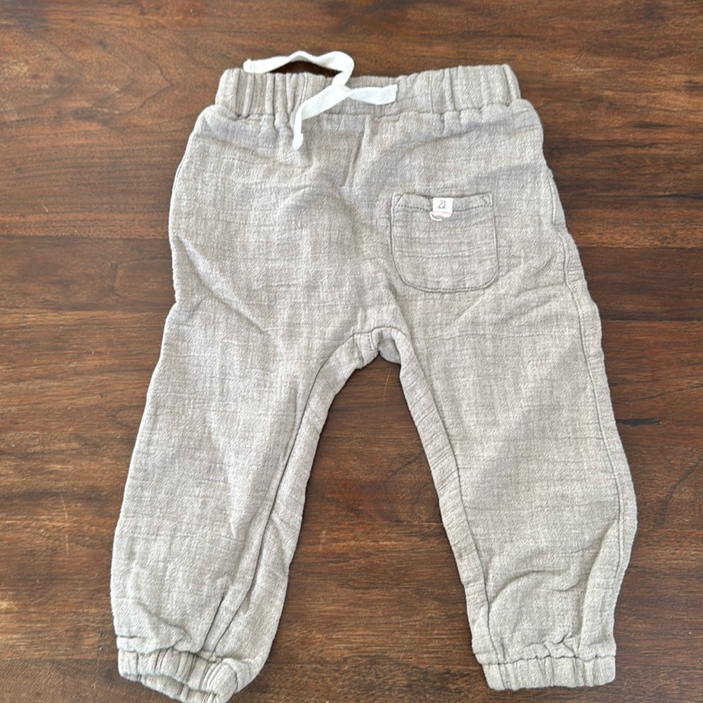 Toddler cotton pants. No marks, no stains, no odor.
